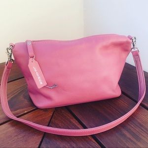 PINK LEATHER PURSE!